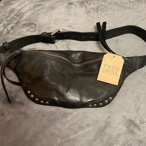 Frye and Co. Leather Fanny pack